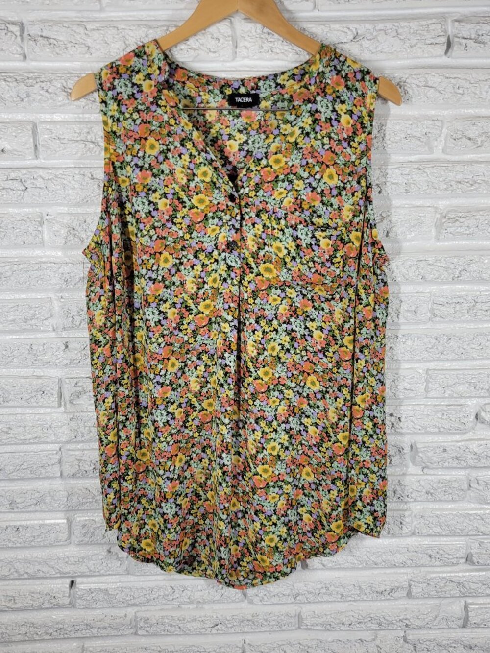 Tacera Womens Tunic Blouse 2X Floral V-Neck Sleeveless Lightweight FLO164E